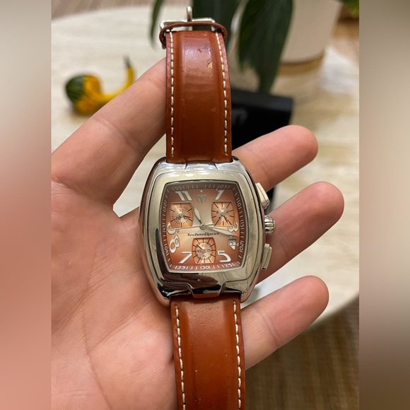 TechnoMarine Red Square Watch RSQC26 quartz chronograph 42mm mens Swiss Parts - Picture 8 of 12